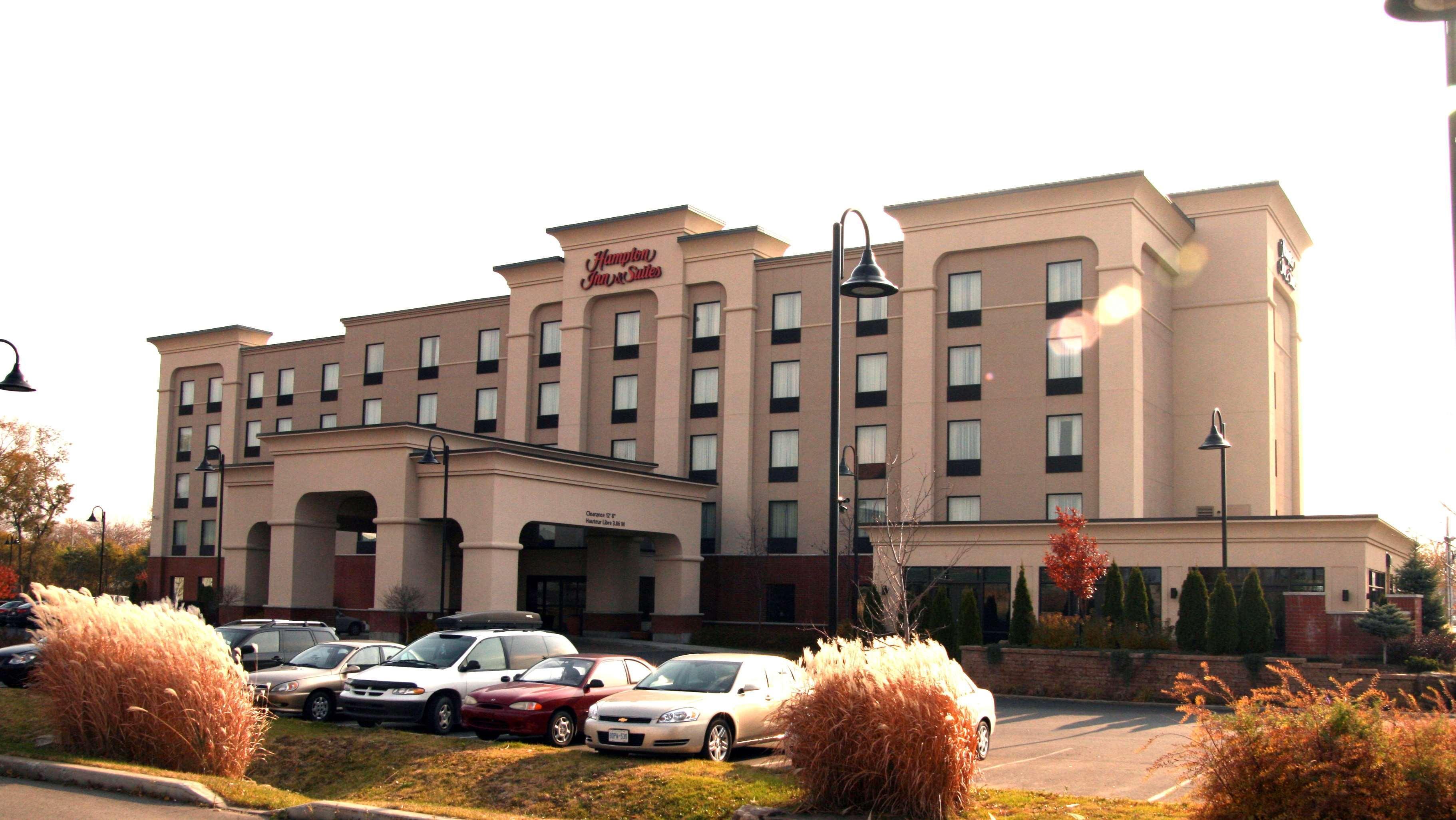 Hampton Inn & Suites Laval Zewnętrze zdjęcie