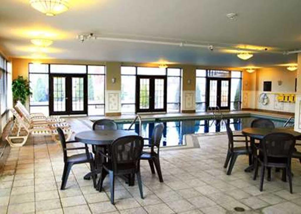 Hampton Inn & Suites Laval Zewnętrze zdjęcie
